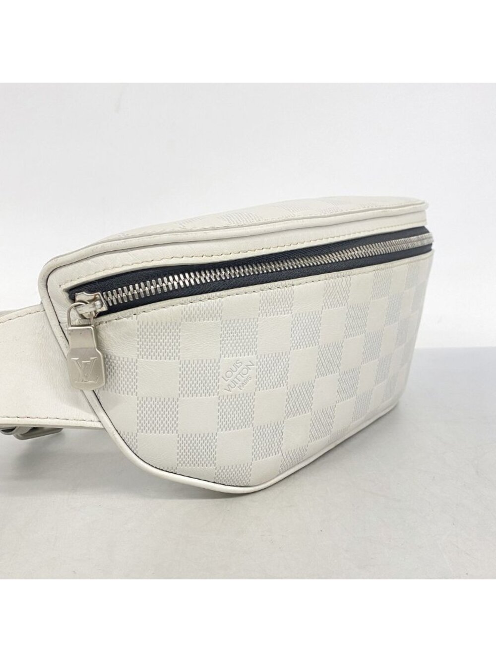 Louis Vuitton Waist Bag Damier Infini Blanc - Picture 2 of 12